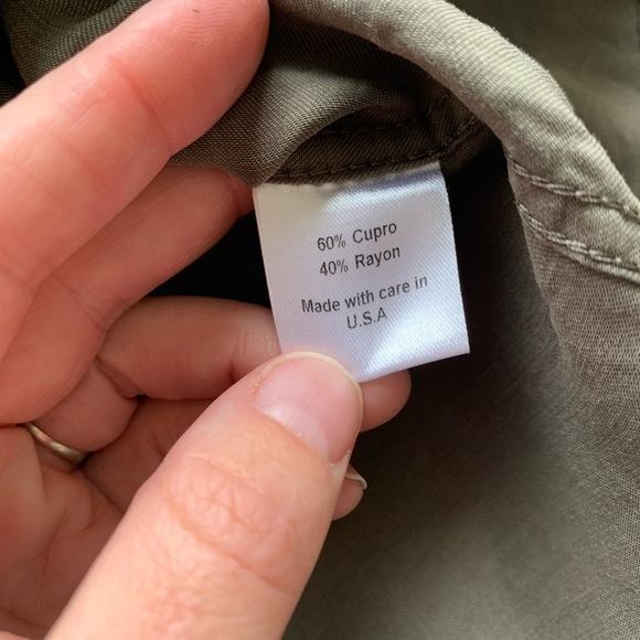 Corridor new york button down Long Sleeve shirt Green Cupro/ Rayon Blend EUC - Picture 6 of 7